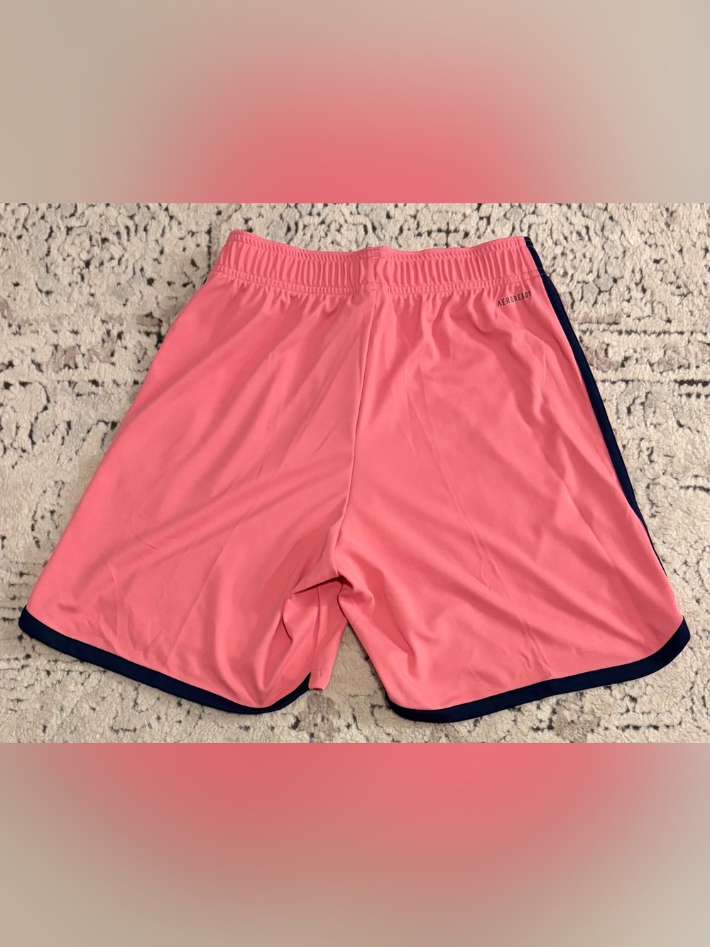 Adidas Authentic Leeds United 2023/2024 Pink Soccer HY3379 Shorts Men’s Sz: S - Picture 6 of 6